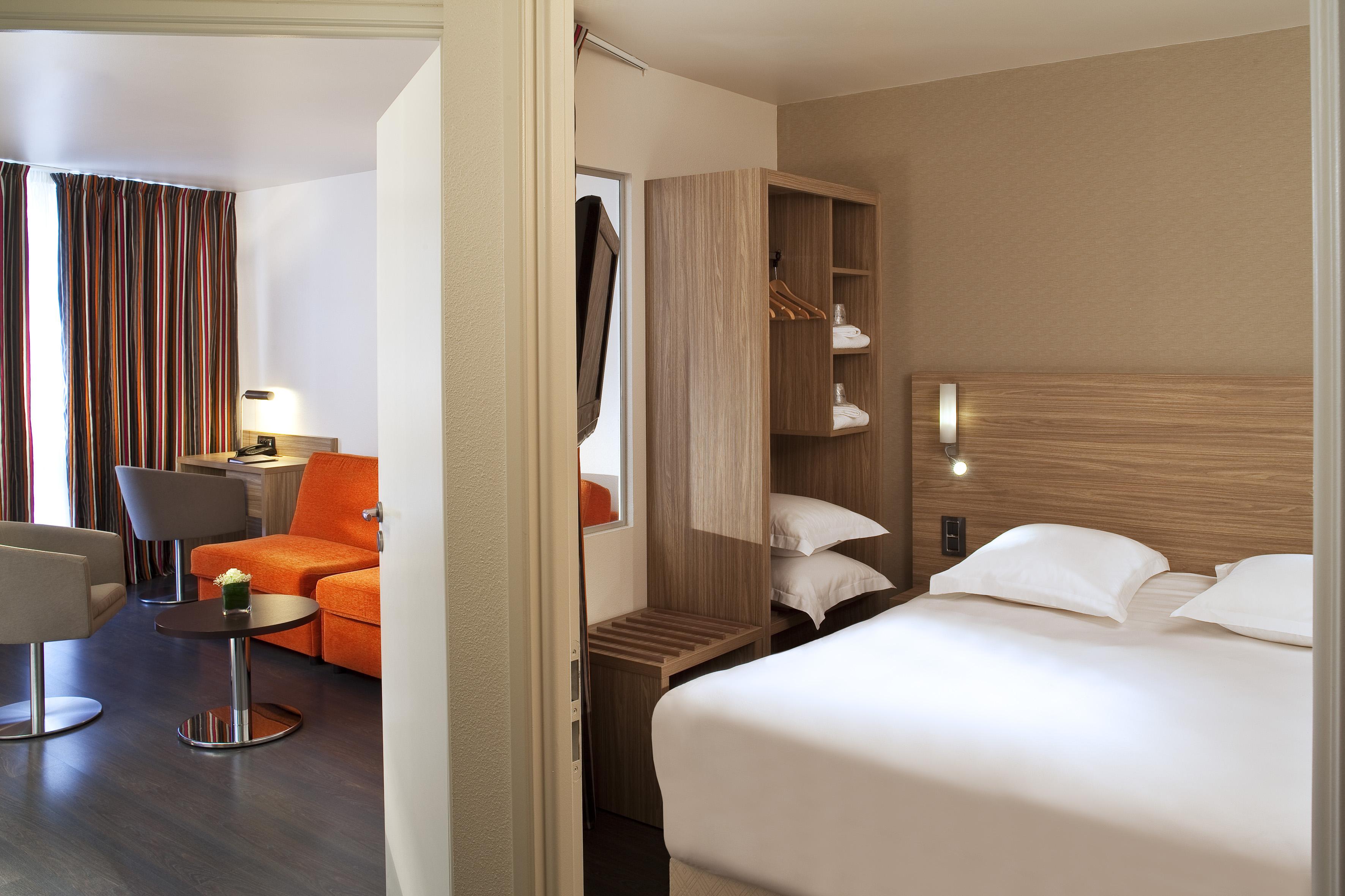 Escale Oceania Pornichet La Baule Hotel ภายนอก รูปภาพ